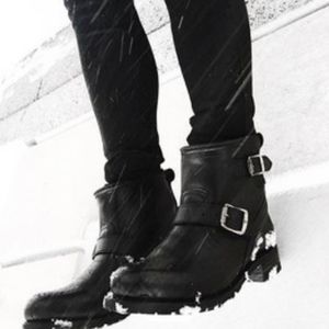 Frye shorty engineer boots